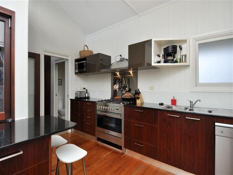 37 Clifford Street, Stafford QLD 4053