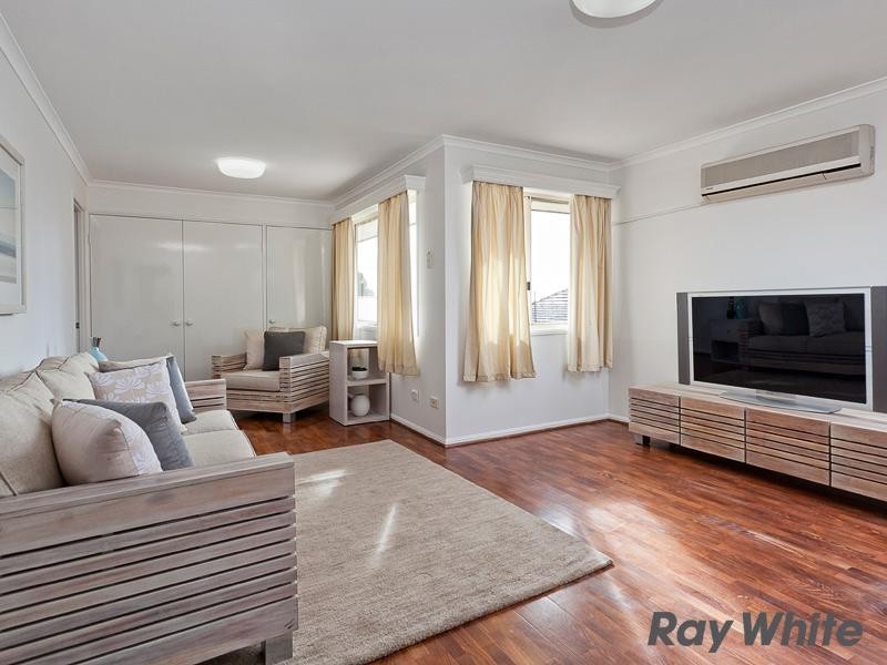 61 Roseby Avenue, Clayfield QLD 4011