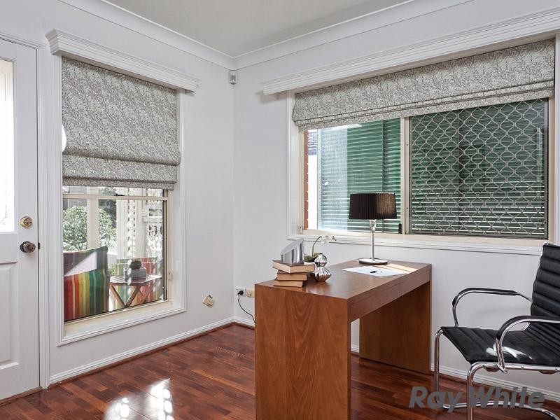 61 Roseby Avenue, Clayfield QLD 4011