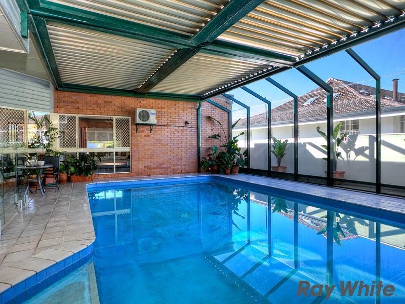 61 Roseby Avenue, Clayfield QLD 4011