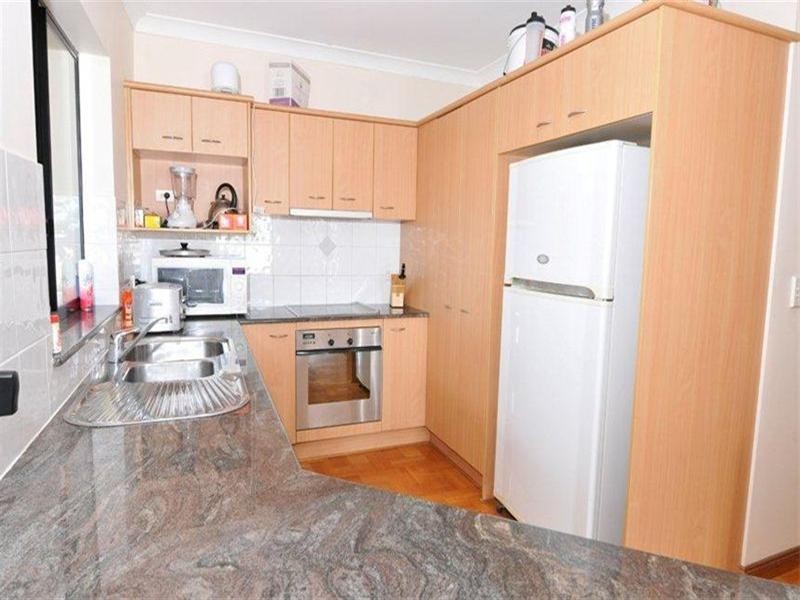 9/84 Racecourse Road, Hamilton QLD 4007