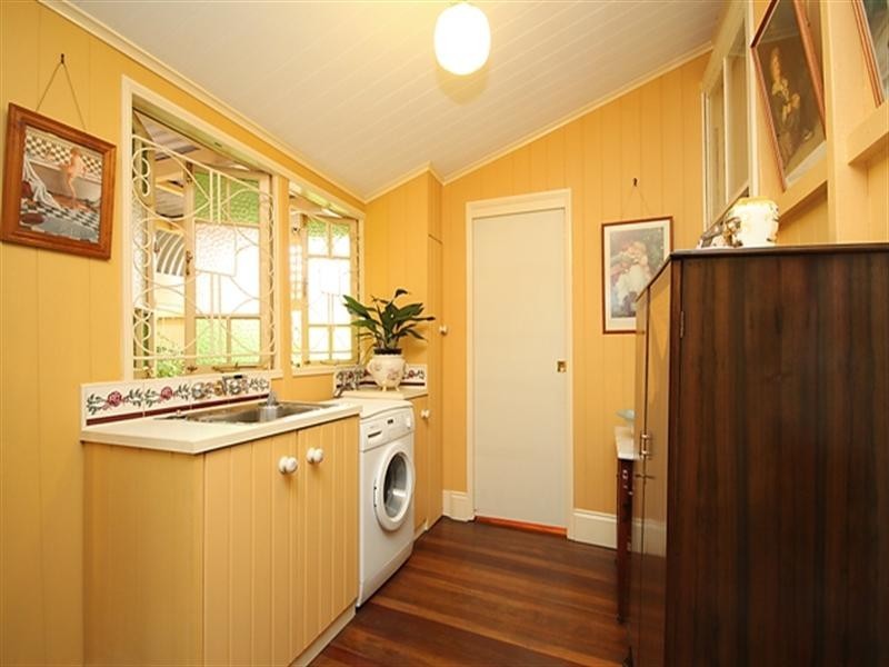 122 Allen Street (Corner Nudgee Road), Hamilton QLD 4007