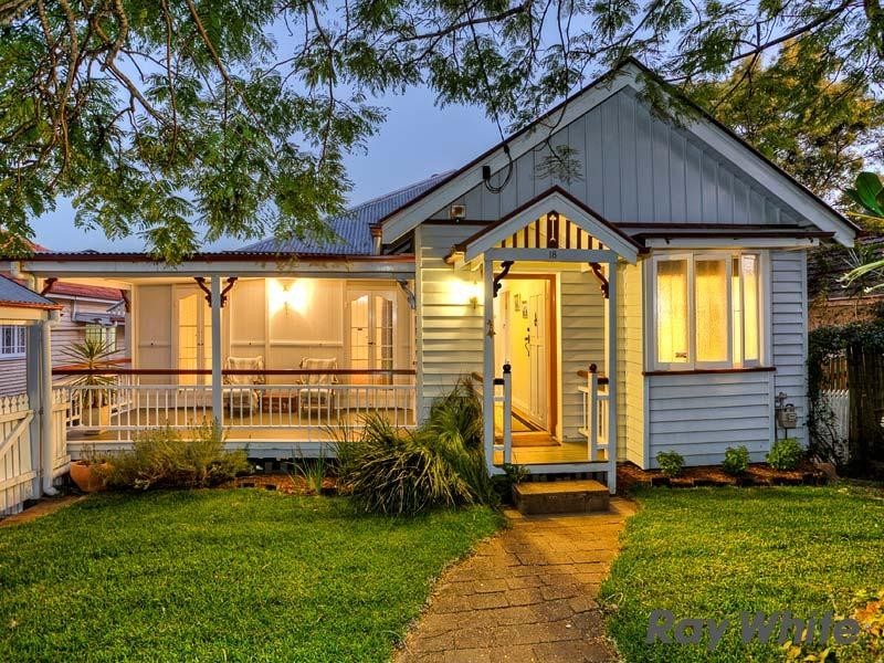 18 Aberdeen Terrace, Gordon Park QLD 4031