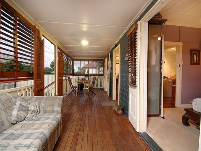 8 Harding Street, Hendra QLD 4011