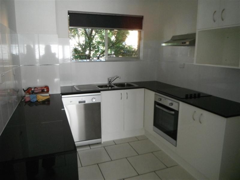 2/17 Lapraik Street, Ascot QLD 4007