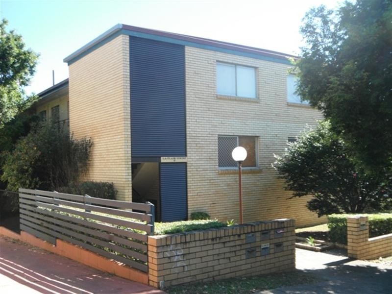 2/17 Lapraik Street, Ascot QLD 4007