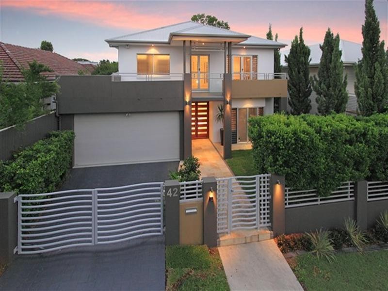 42 Ascot Street, Ascot QLD 4007