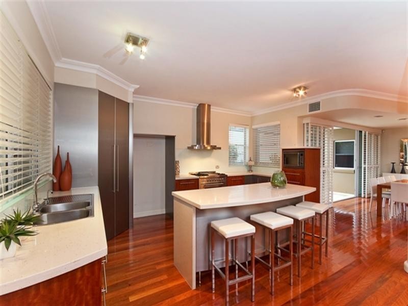 42 Ascot Street, Ascot QLD 4007