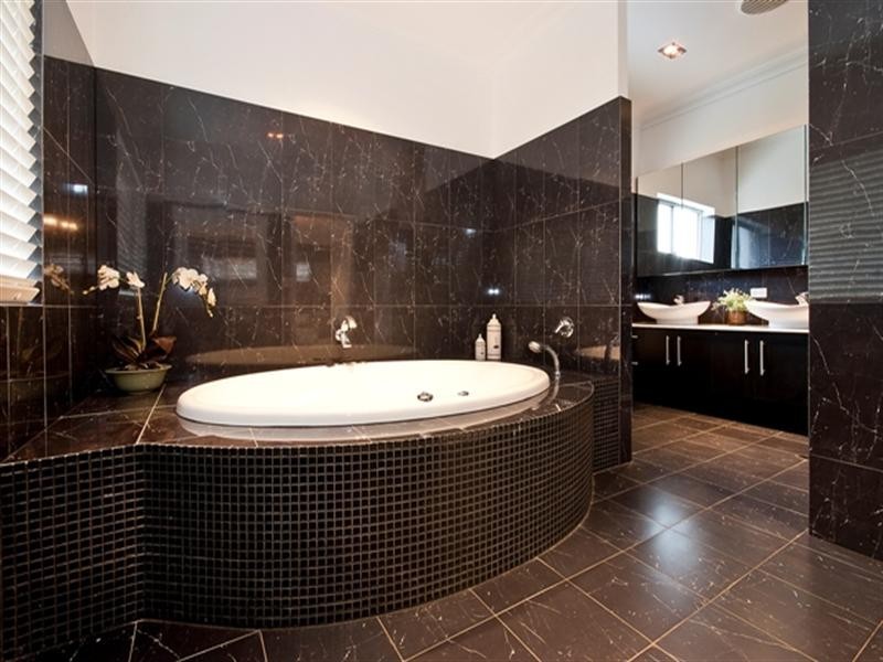 42 Ascot Street, Ascot QLD 4007