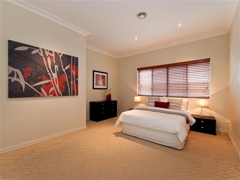 42 Ascot Street, Ascot QLD 4007