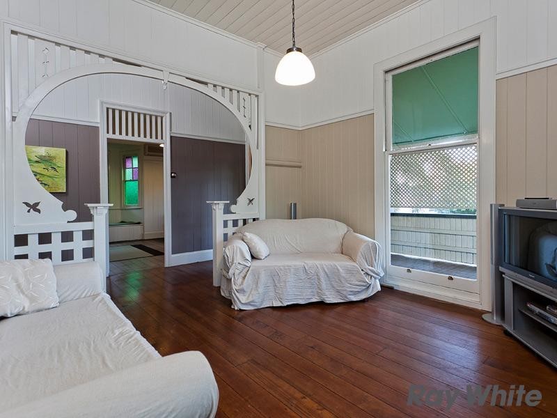 8 Ruth Street, Wilston QLD 4051