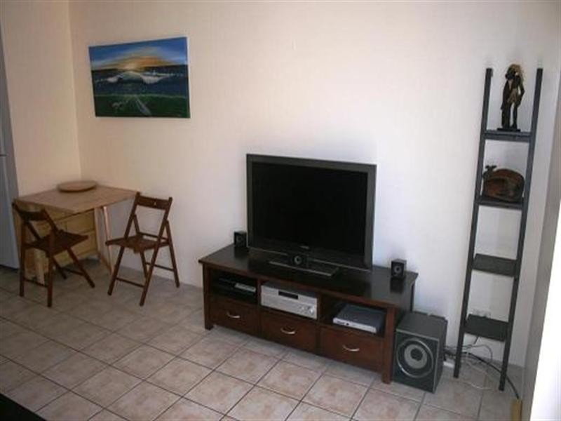 2/54 Winchester Street, Hamilton QLD 4007