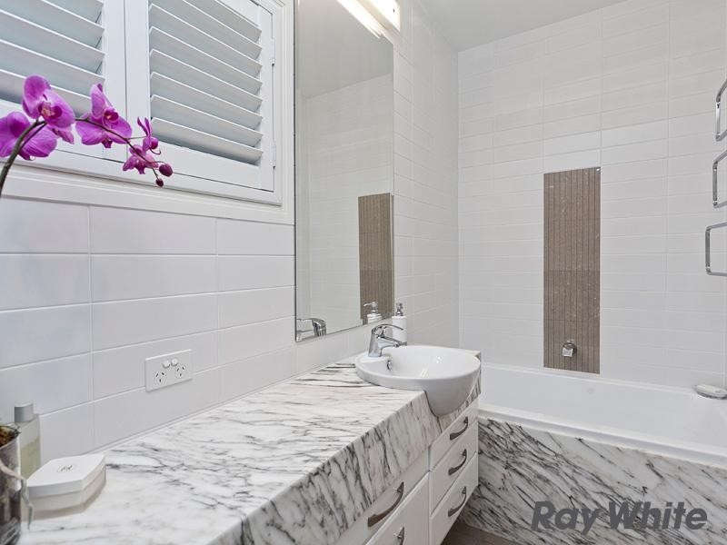 56 Goodwood Street, Hendra QLD 4011