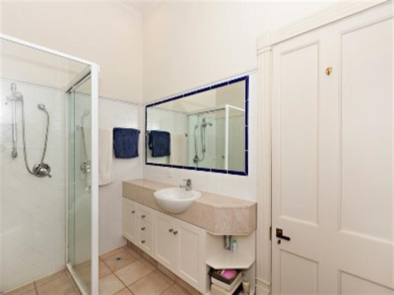 12 Florence Street, Clayfield QLD 4011