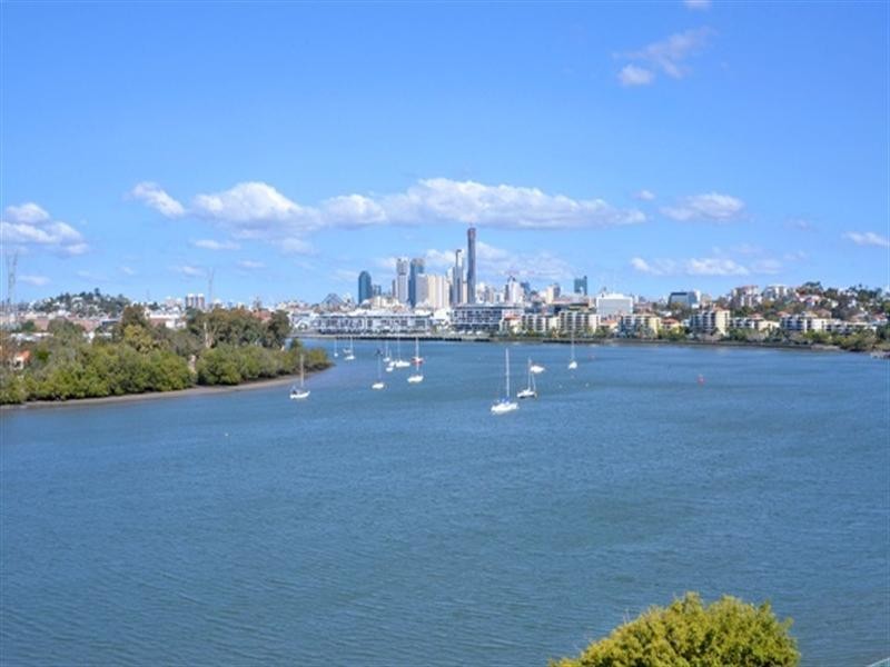 7/61 Hillside Crescent, Hamilton QLD 4007