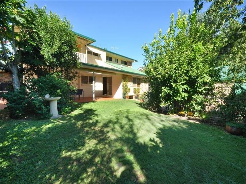 26 Montpelier Street, Clayfield QLD 4011