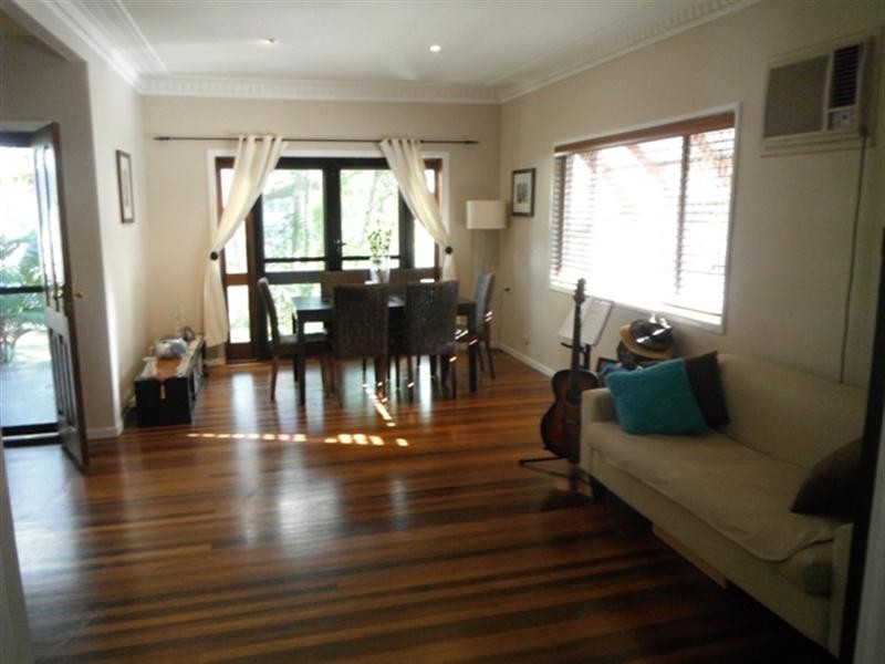 5 Halcyon Street, Wavell Heights QLD 4012