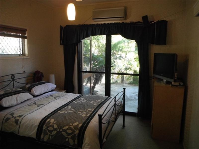 5 Halcyon Street, Wavell Heights QLD 4012