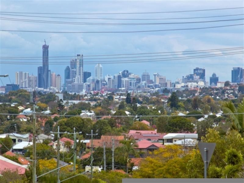8 Bowd Parade, Wavell Heights QLD 4012
