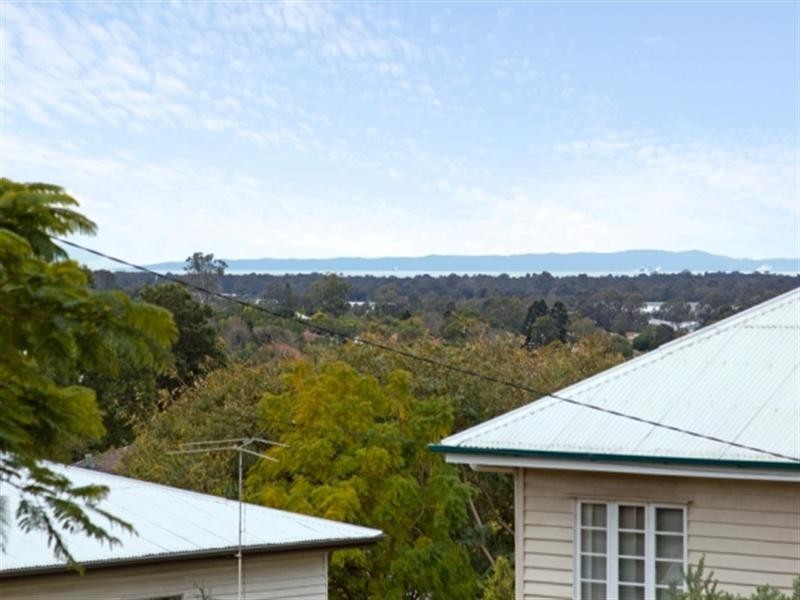 8 Bowd Parade, Wavell Heights QLD 4012