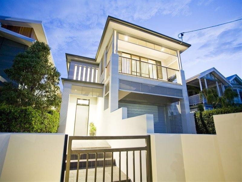 3 Sefton Road, Clayfield QLD 4011