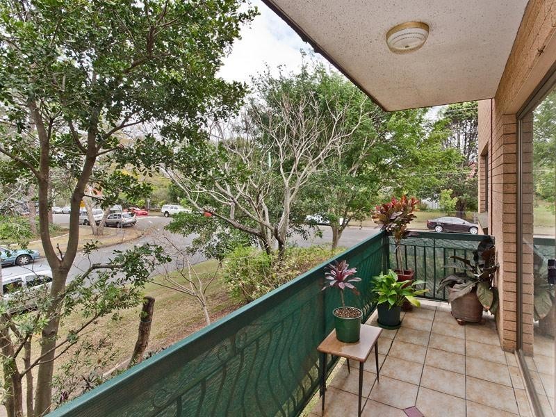 1/49 College Street, Hamilton QLD 4007