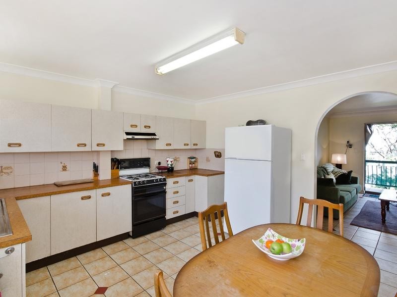 1/49 College Street, Hamilton QLD 4007