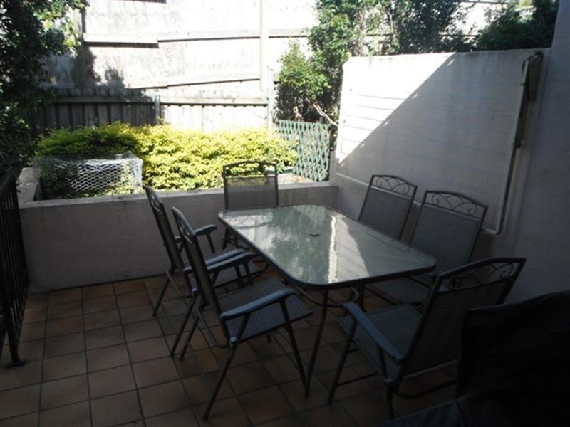 4/599 Lutwyche Rd (Corner of Felix St.), Lutwyche QLD 4030