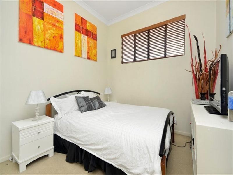 1/41 Rossiter Parade, Hamilton QLD 4007