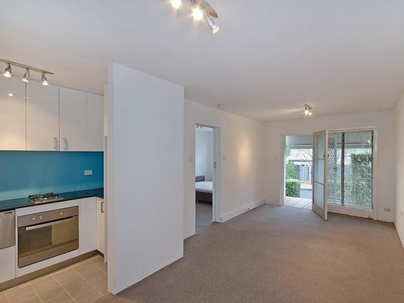 2/11 Beatrice Terrace, Ascot QLD 4007