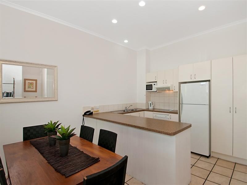 6/173-175 Gympie Terrace, Noosaville QLD 4566