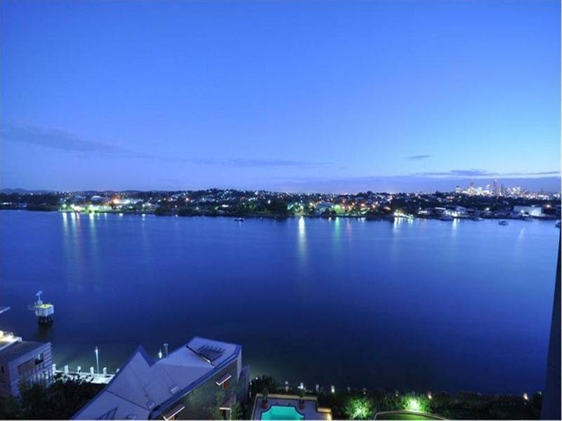 11512/8 Harbour Road, Hamilton QLD 4007