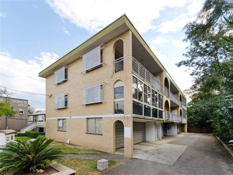 1/128 Racecourse Road, Ascot QLD 4007
