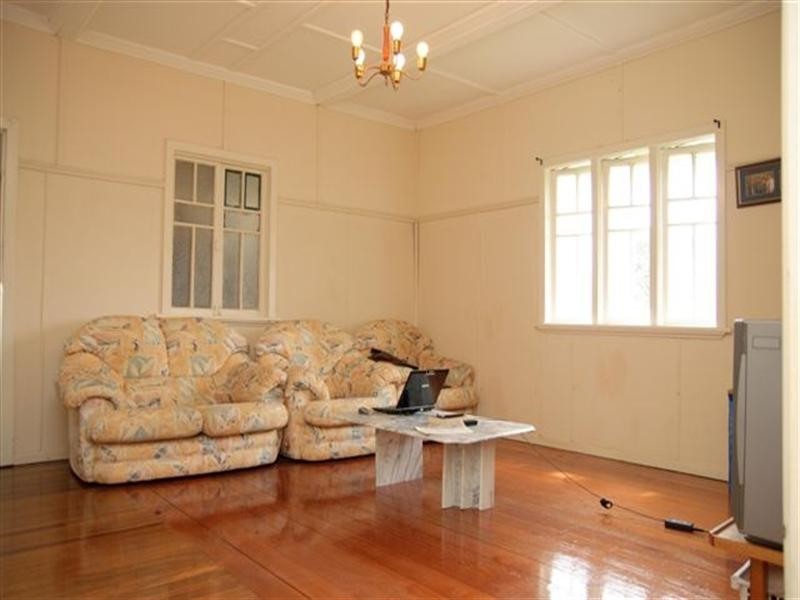 16 Gadara Street, Hendra QLD 4011