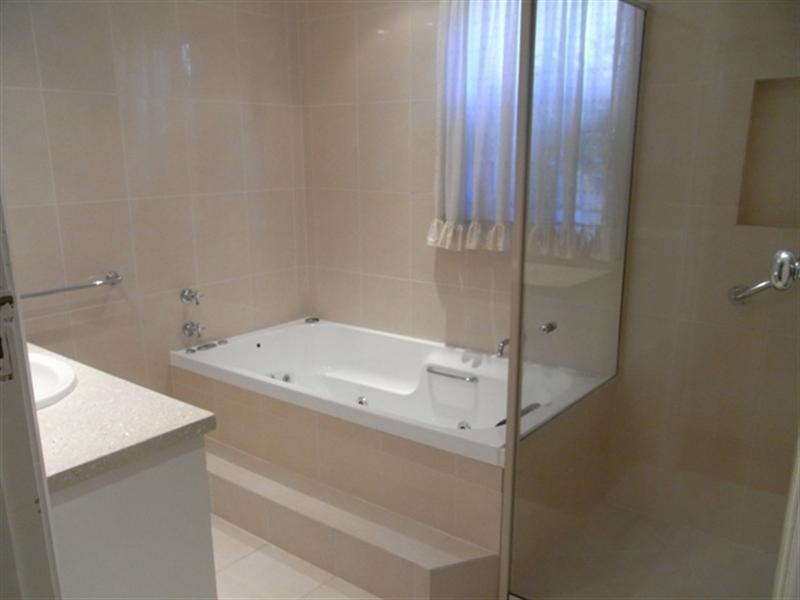 6 Rupert Terrace, Ascot QLD 4007