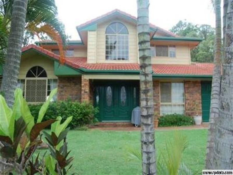 4 Colonial Court, Boondall QLD 4034