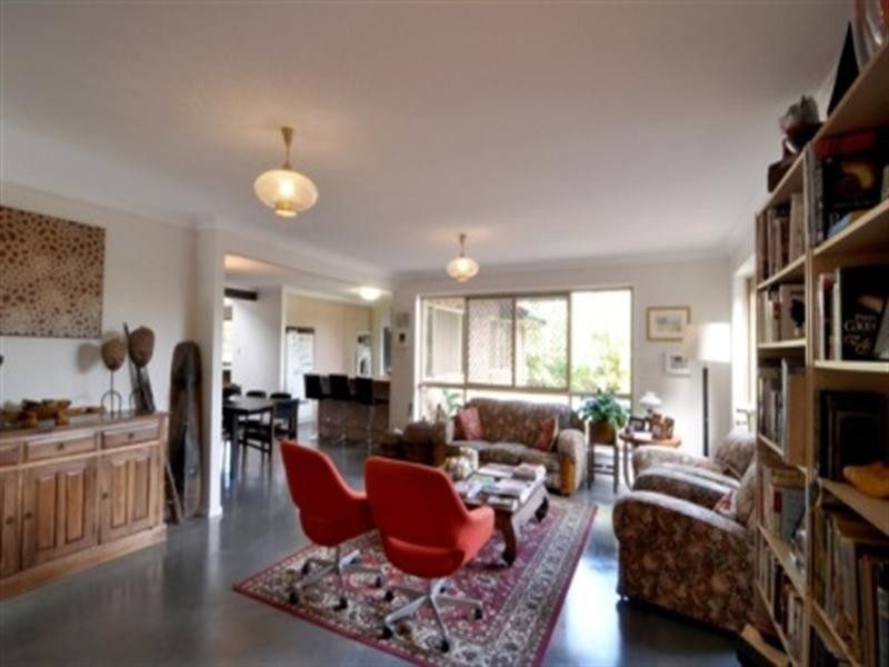 4 Colonial Court, Boondall QLD 4034