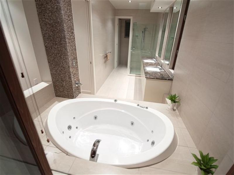 8 Beaufort Lane, Clayfield QLD 4011