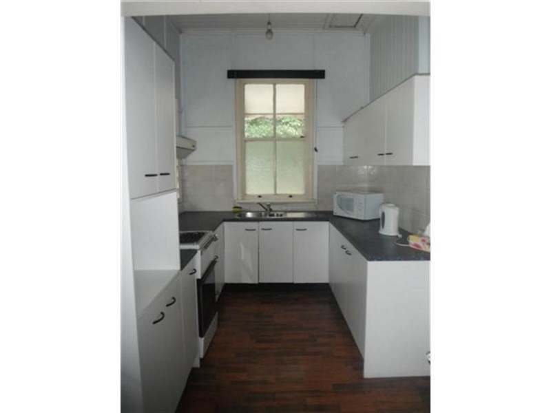 24 Hunt Street, Hamilton QLD 4007