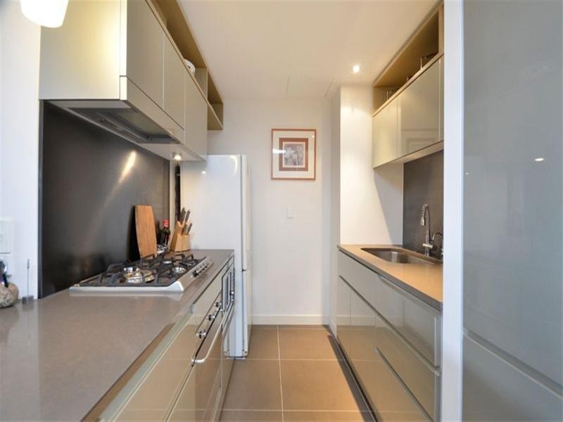 303/35 Harbour Road, Hamilton QLD 4007