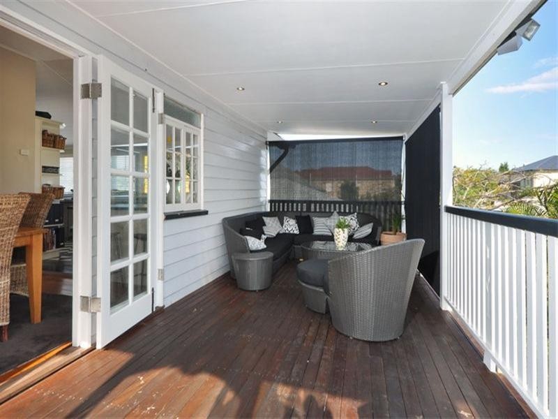 39 Wellington Street, Wooloowin QLD 4030