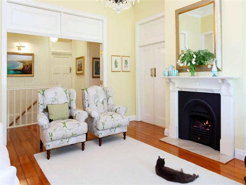 70 Riverview Terrace, Hamilton QLD 4007