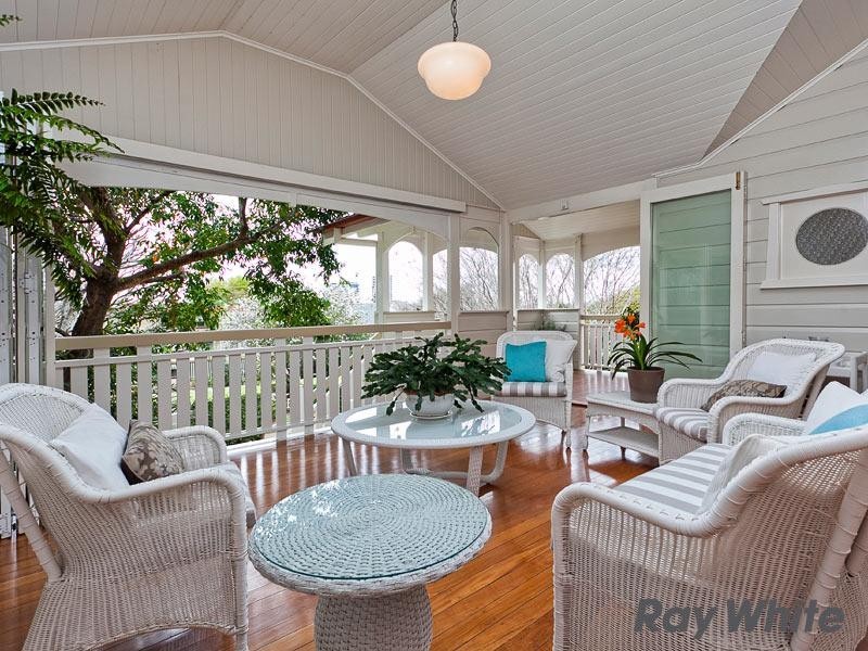 70 Riverview Terrace, Hamilton QLD 4007