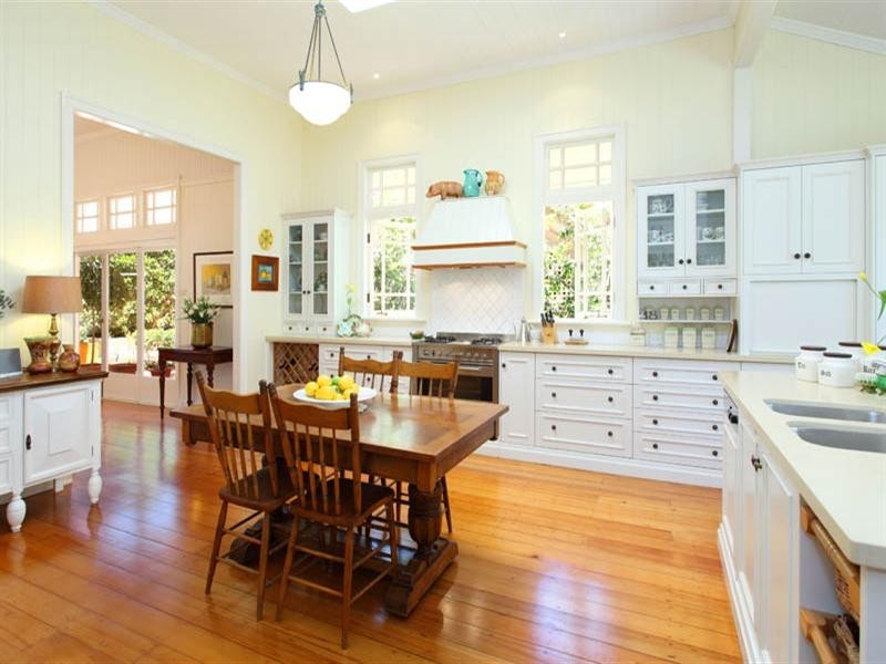 70 Riverview Terrace, Hamilton QLD 4007