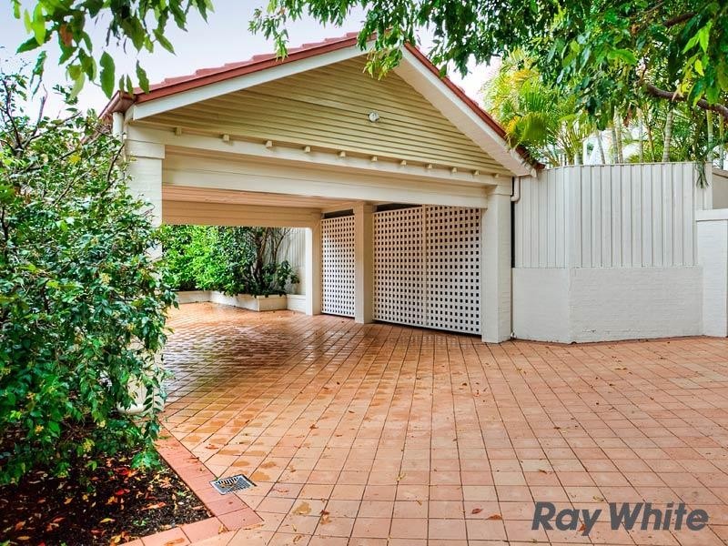70 Riverview Terrace, Hamilton QLD 4007