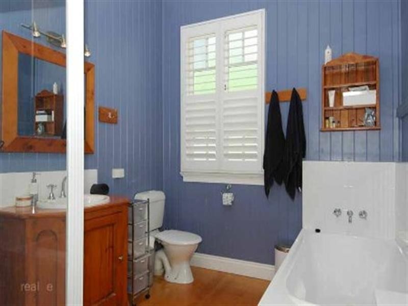 12 Dawson Street, Wooloowin QLD 4030