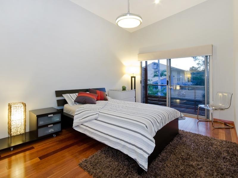 3 Seymour Road, Hamilton QLD 4007