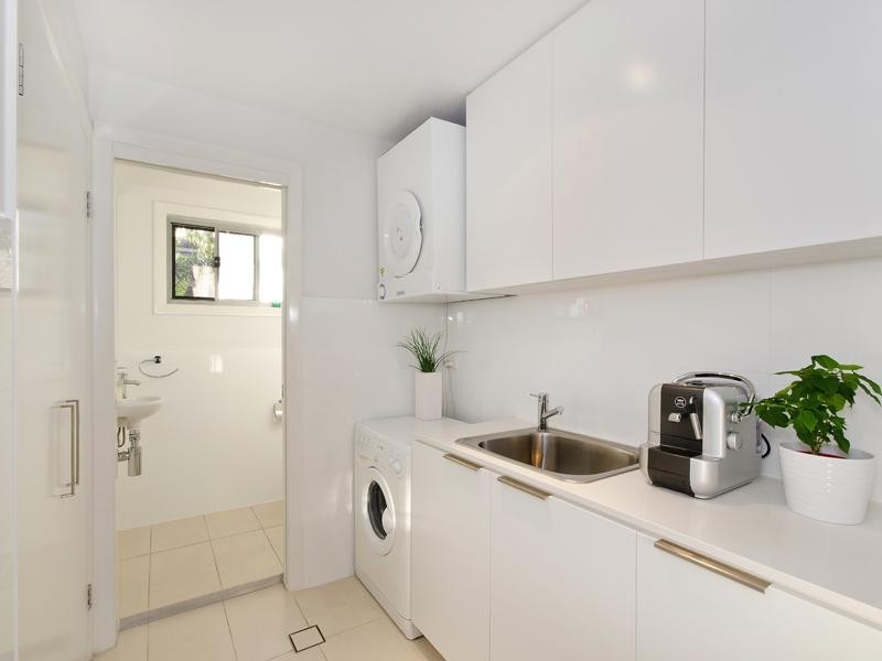 3 Seymour Road, Hamilton QLD 4007