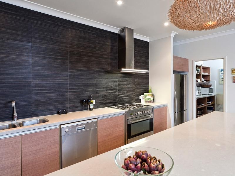 24 Willis Street, Gordon Park QLD 4031