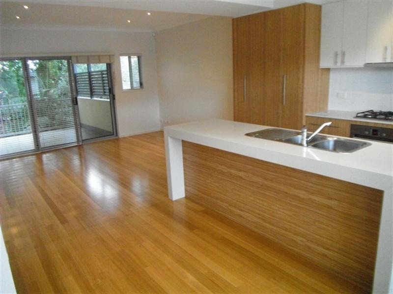 2/20 Kent Street, Hamilton QLD 4007